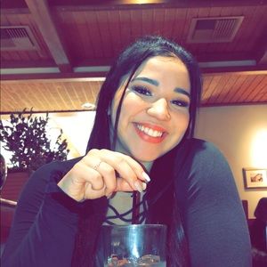 Meet your Posher, Gretchen